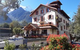 Aiguille Du Midi - Hotel & Restaurant